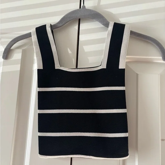 Black and White Striped Women's Bag - Picture 4 of 6